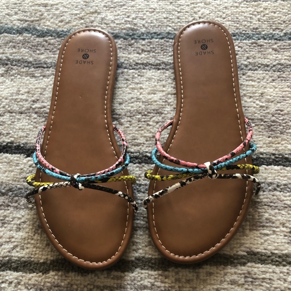 🌸Shade & Shore Woman’s Sandals 🌸 - Picture 2 of 11